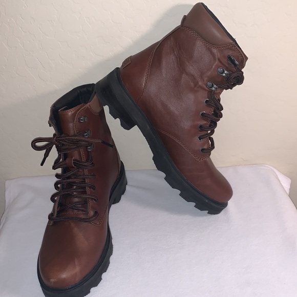 SOREL LENNOX LACE BRAND NEW SIZE 10.5 GORGEOUS LEATHER WATERPROOF BOOTS - Picture 9 of 14